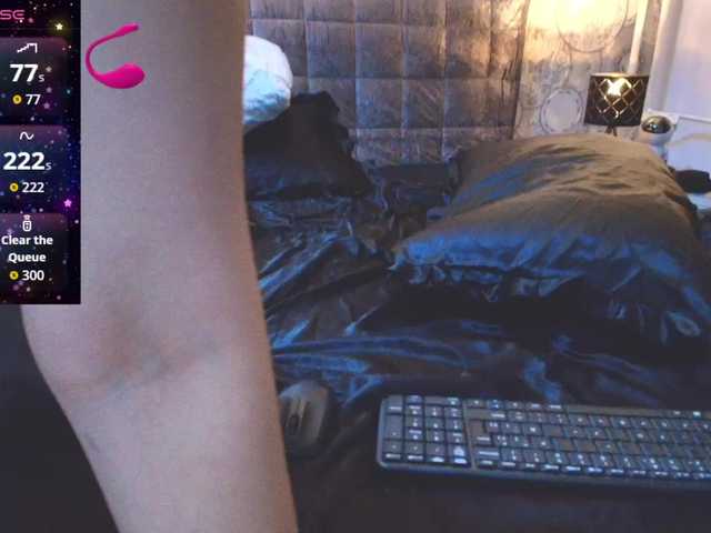 SensualGoddess online show from March 27, 5:50 pm