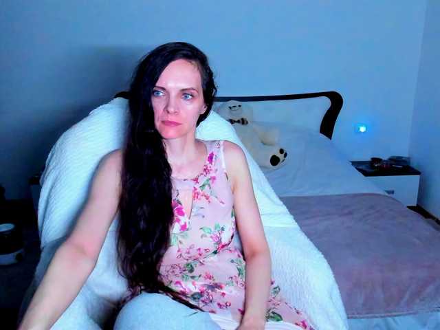 SexQueen11 online show from August 6, 10:03 am