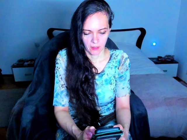 SexQueen11 online show from August 9, 8:48 am
