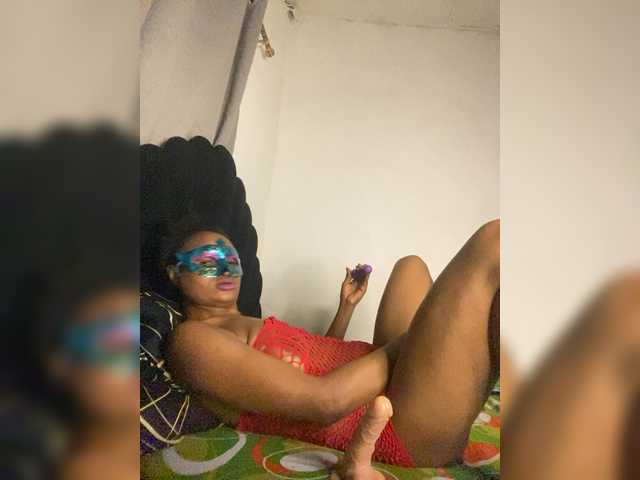 Sexxxysplashofficial online show from August 29, 7:35 pm