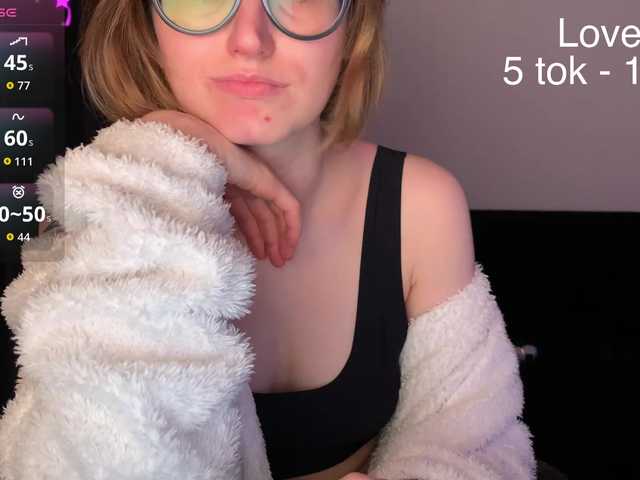 Sexy-Sweets online show from August 1, 5:30 pm