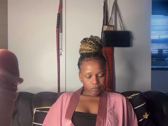 SexyBaddie online show from July 27, 3:17 pm