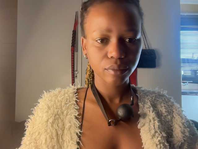 SexyBaddie online show from July 28, 7:47 am