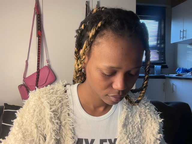 SexyBaddie online show from August 4, 3:09 pm