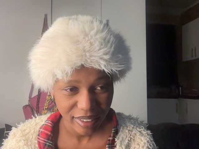 SexyBaddie online show from August 6, 4:28 pm