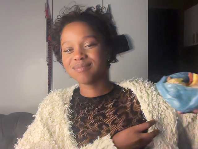 SexyBaddie online show from August 6, 10:53 pm
