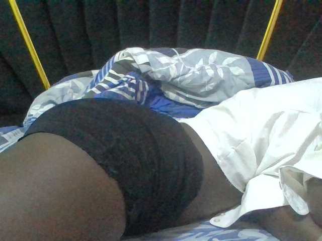 Sexyafricanah001 online show from August 15, 8:24 pm