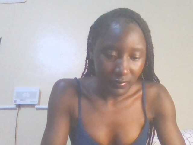 Sexylucia5 online show from August 2, 12:01 pm