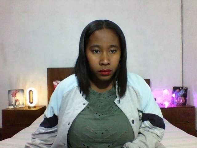 SexysTiphanie online show from August 2, 6:31 am