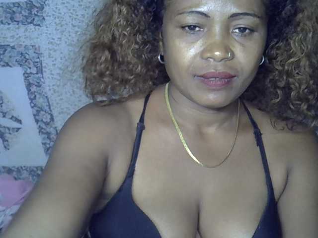 Sexywife1 online show from August 10, 5:36 pm