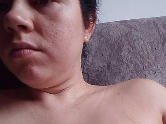 ShanellMoore online show from August 14, 4:32 pm