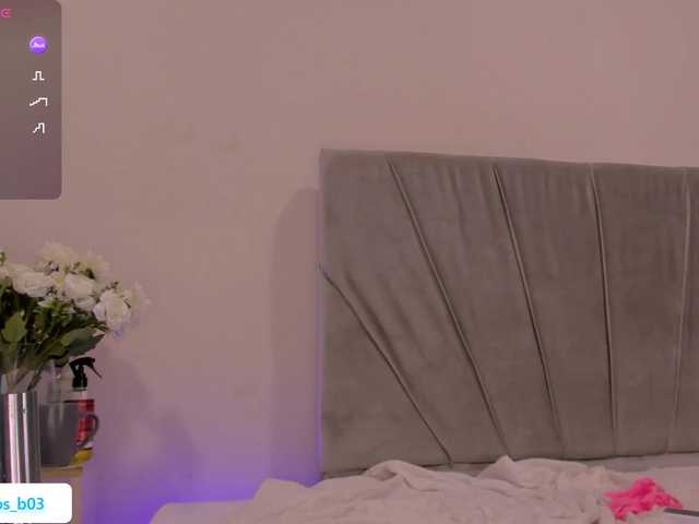 Shanna03 online show from August 14, 9:40 pm