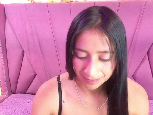 SharlotRodriguez online show from August 2, 7:04 am