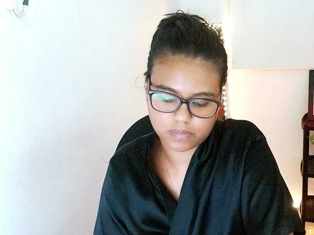 Shawnycarson online show from August 8, 12:54 am