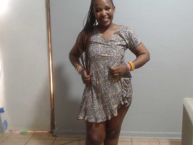Sheila80 online show from August 14, 8:29 am