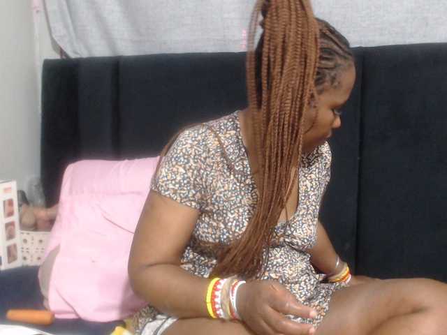 Sheila80 online show from August 15, 10:41 am