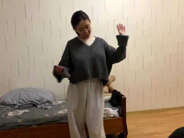 ShontaDwane online show from April 28, 8:11 pm