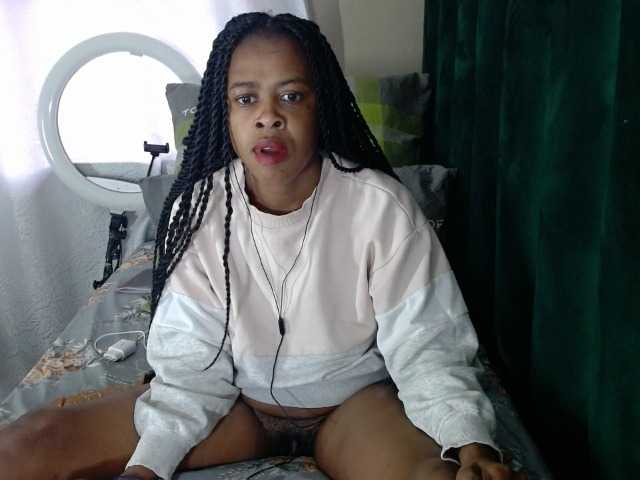 Skinybitchx online show from August 10, 10:05 am
