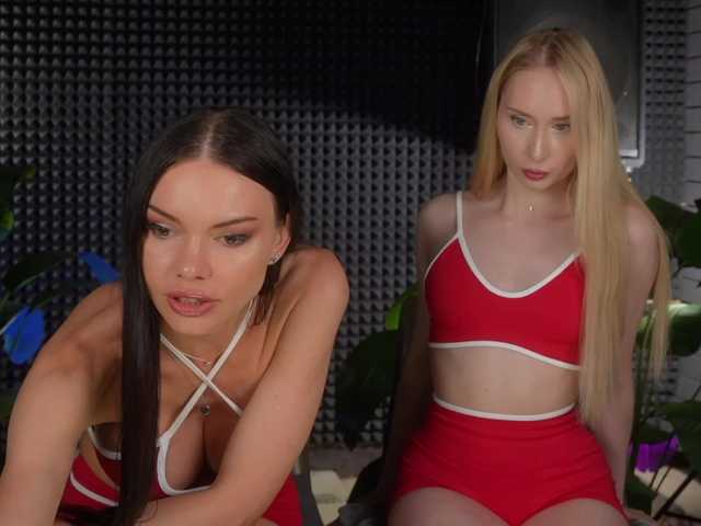 Amyleeplays online show from August 7, 2:28 pm