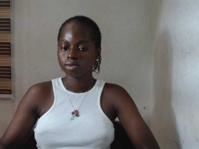 Sluttykittyx online show from August 8, 9:15 pm