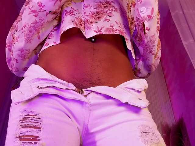 Sofi-Thomas online show from August 6, 12:37 pm