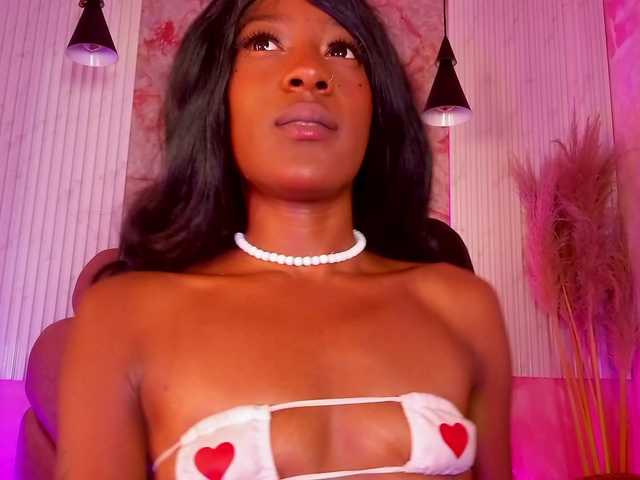 Sofi-Thomas online show from August 15, 2:32 pm