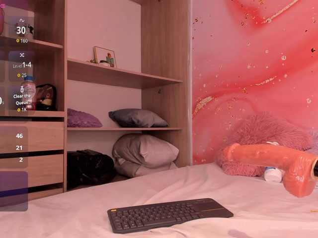 Sofi-Velvett online show from August 14, 2:37 am