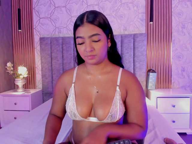 SofiCruz online show from July 24, 8:56 pm