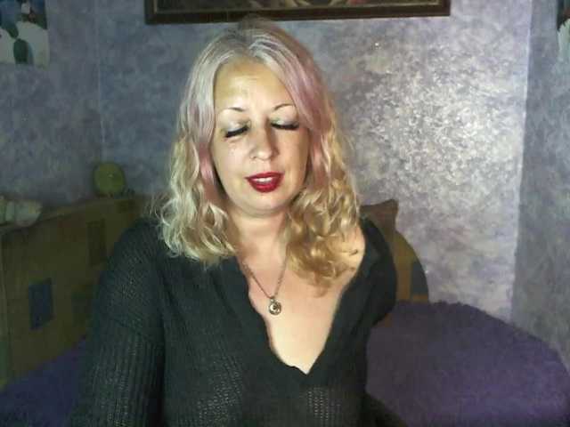 SoftGella online show from August 12, 11:51 pm