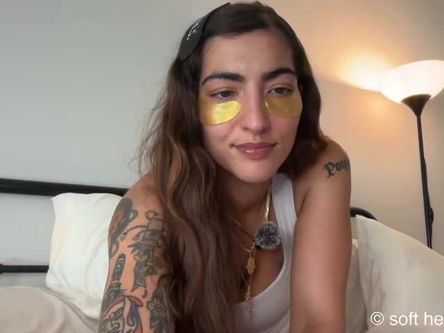 SoftHeatMaria online show from June 25, 1:58 pm