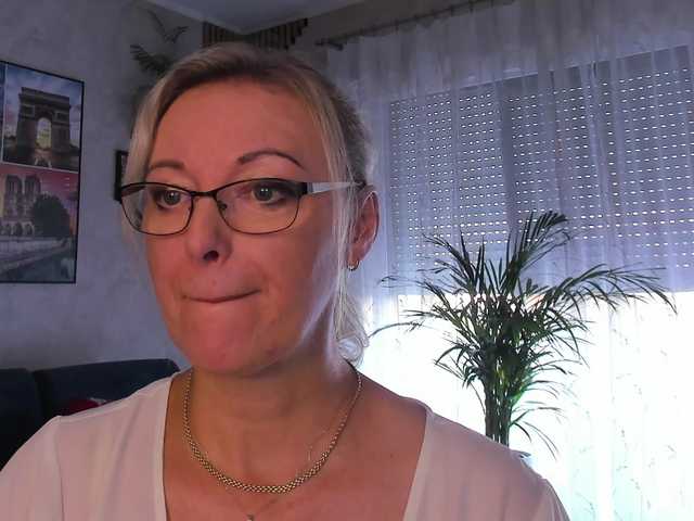 SoftVANESSA online show from August 5, 3:32 pm
