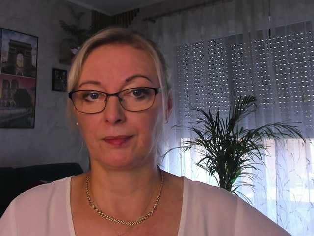 SoftVANESSA online show from August 5, 5:22 pm
