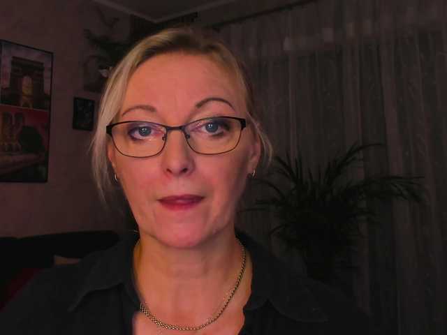 SoftVANESSA online show from August 6, 7:35 pm