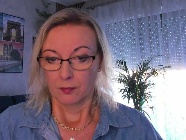 SoftVANESSA online show from August 9, 1:12 pm