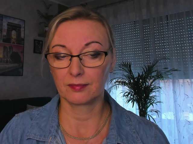 SoftVANESSA online show from August 9, 5:58 pm