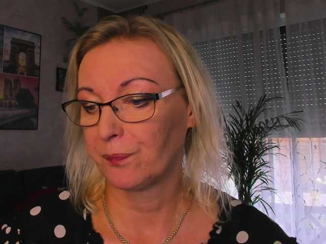 SoftVANESSA online show from August 10, 4:41 pm