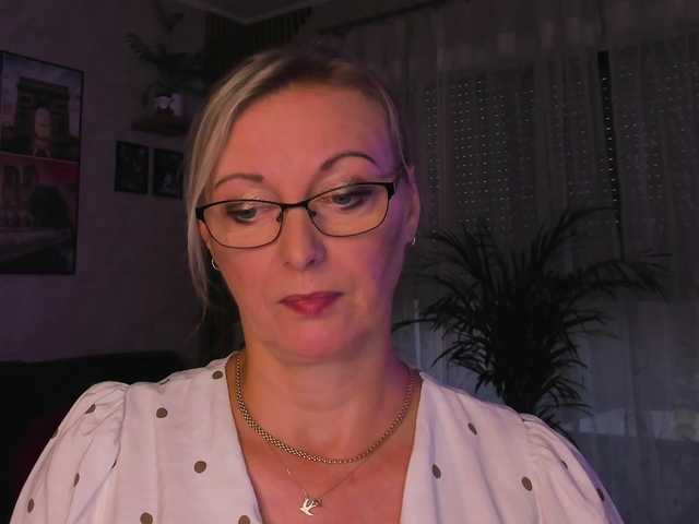 SoftVANESSA online show from August 12, 6:32 pm