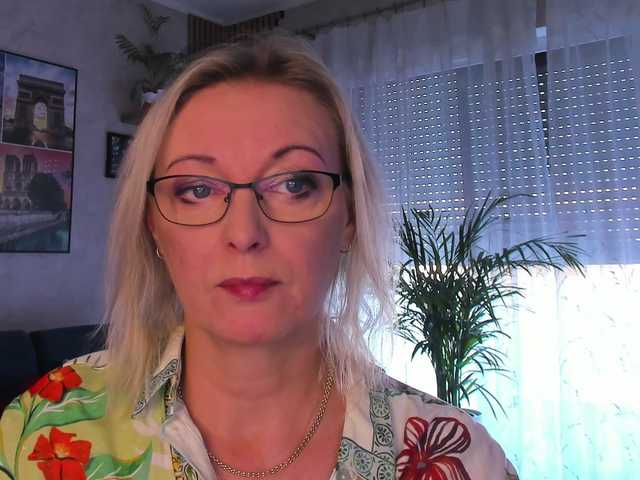 SoftVANESSA online show from August 13, 2:42 pm