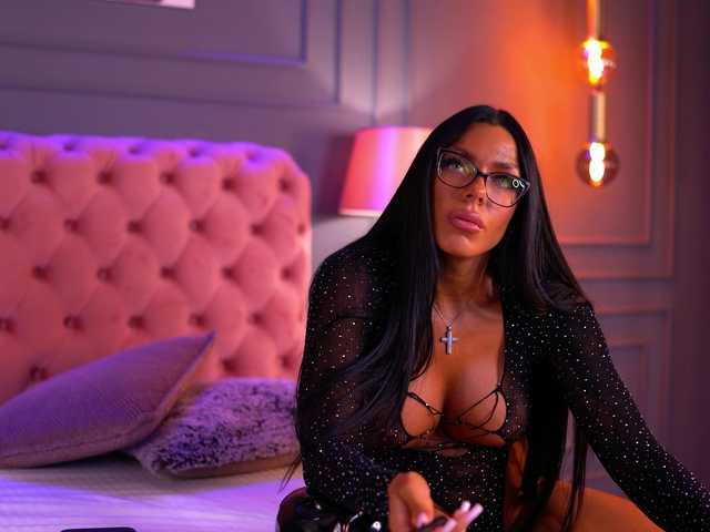 SonyaStorm online show from August 8, 9:59 pm