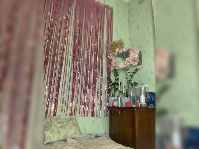 Sophialanguage online show from June 19, 8:53 pm