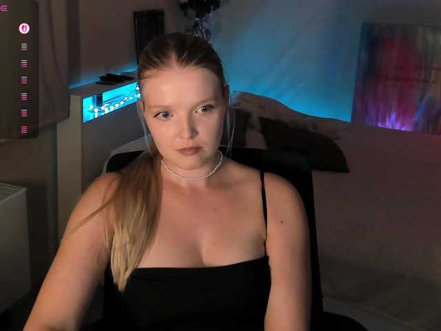 Ssweet-annie online show from August 4, 9:23 pm