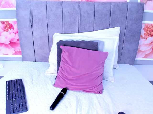 StaceyWhite online show from July 29, 11:23 pm