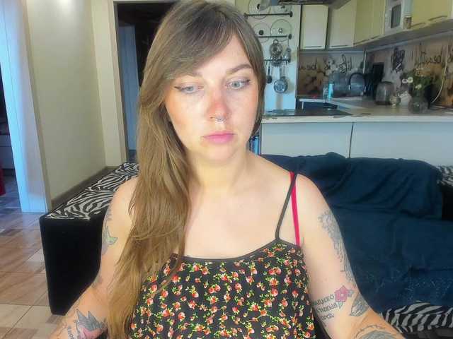 StacyButterfly online show from August 9, 1:45 pm