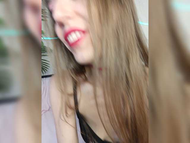 StarKristy online show from August 12, 10:28 am