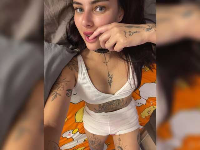 Stefania-one1- online show from August 3, 10:22 am