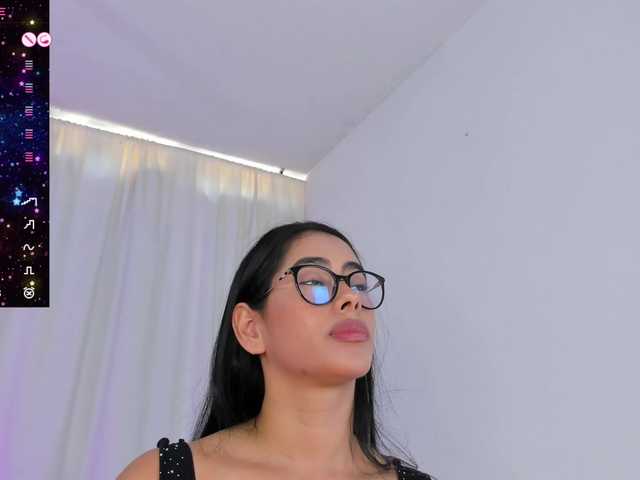 SteffanyRedx online show from August 8, 2:28 pm