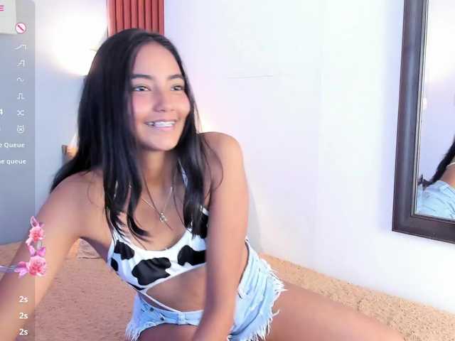 Stephanni online show from August 10, 6:15 am