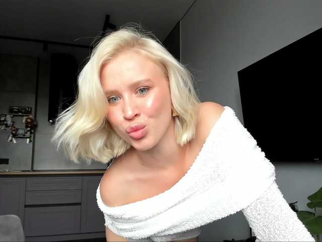 Sunlovv online show from June 30, 5:08 am