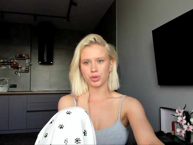 Sunlovv online show from July 23, 11:12 am