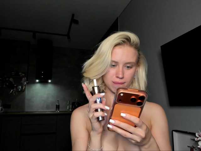 Sunlovv online show from July 30, 4:03 pm